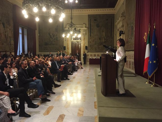 Visualizza foto