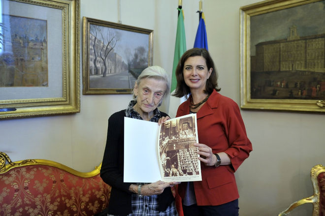 Visualizza foto