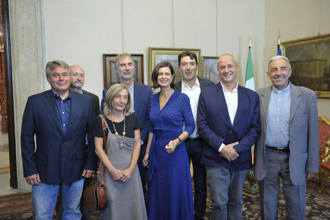 Visualizza foto