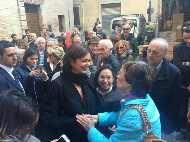 Visualizza foto