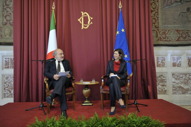 Visualizza foto