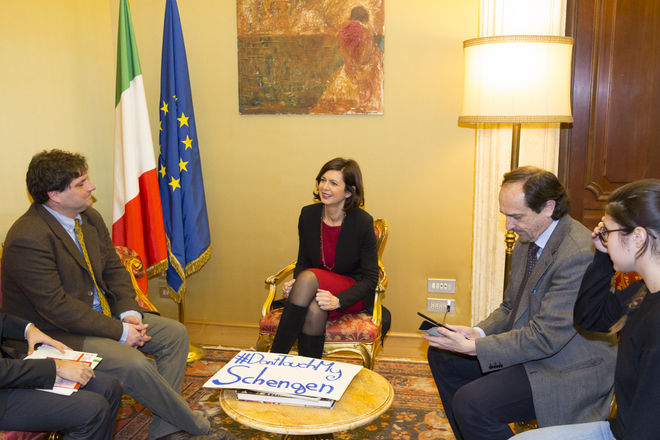Visualizza foto